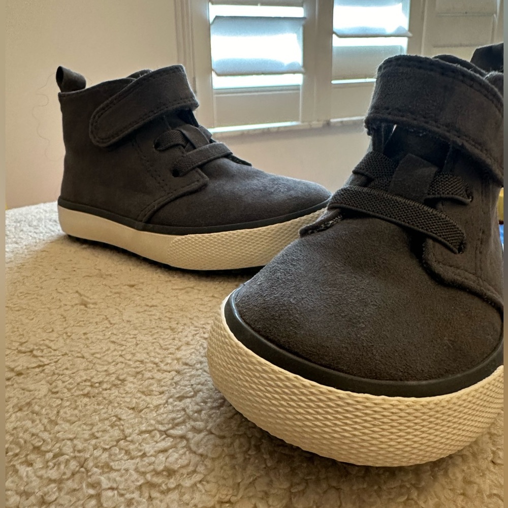Cat & Jack toddler sneakers
